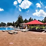 Hotel SIGNATURE GARDEN AVANOS Hotel&SPA 3*