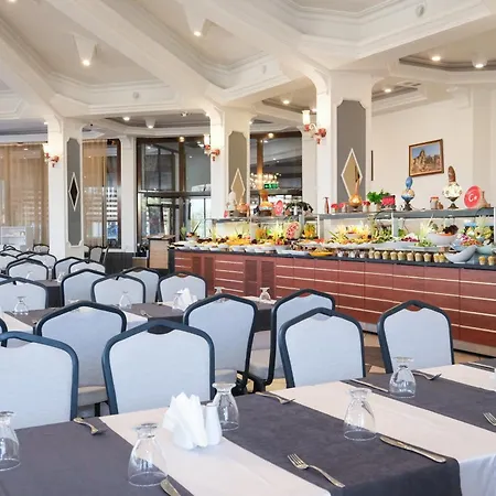Signature Garden & Avanos