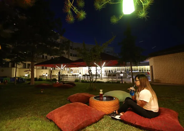 Signature Garden & 3*