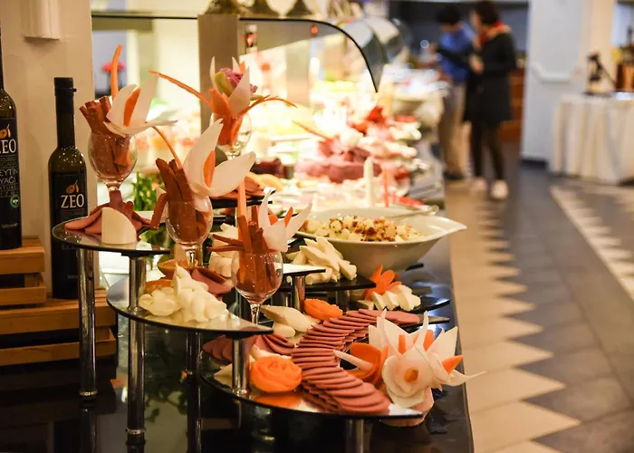 Hotel Signature Garden & 3*