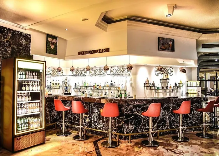 Hotel Signature Garden &